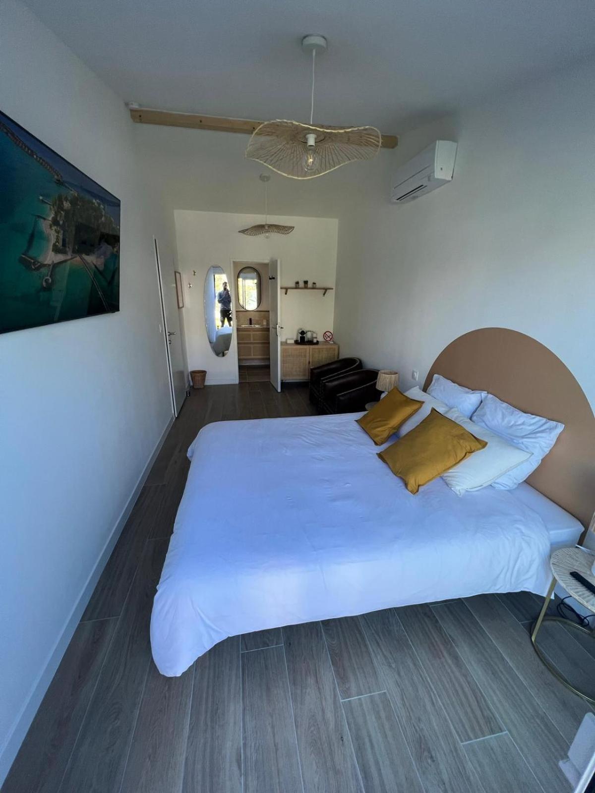 Great Room 29 Merignac  Luaran gambar