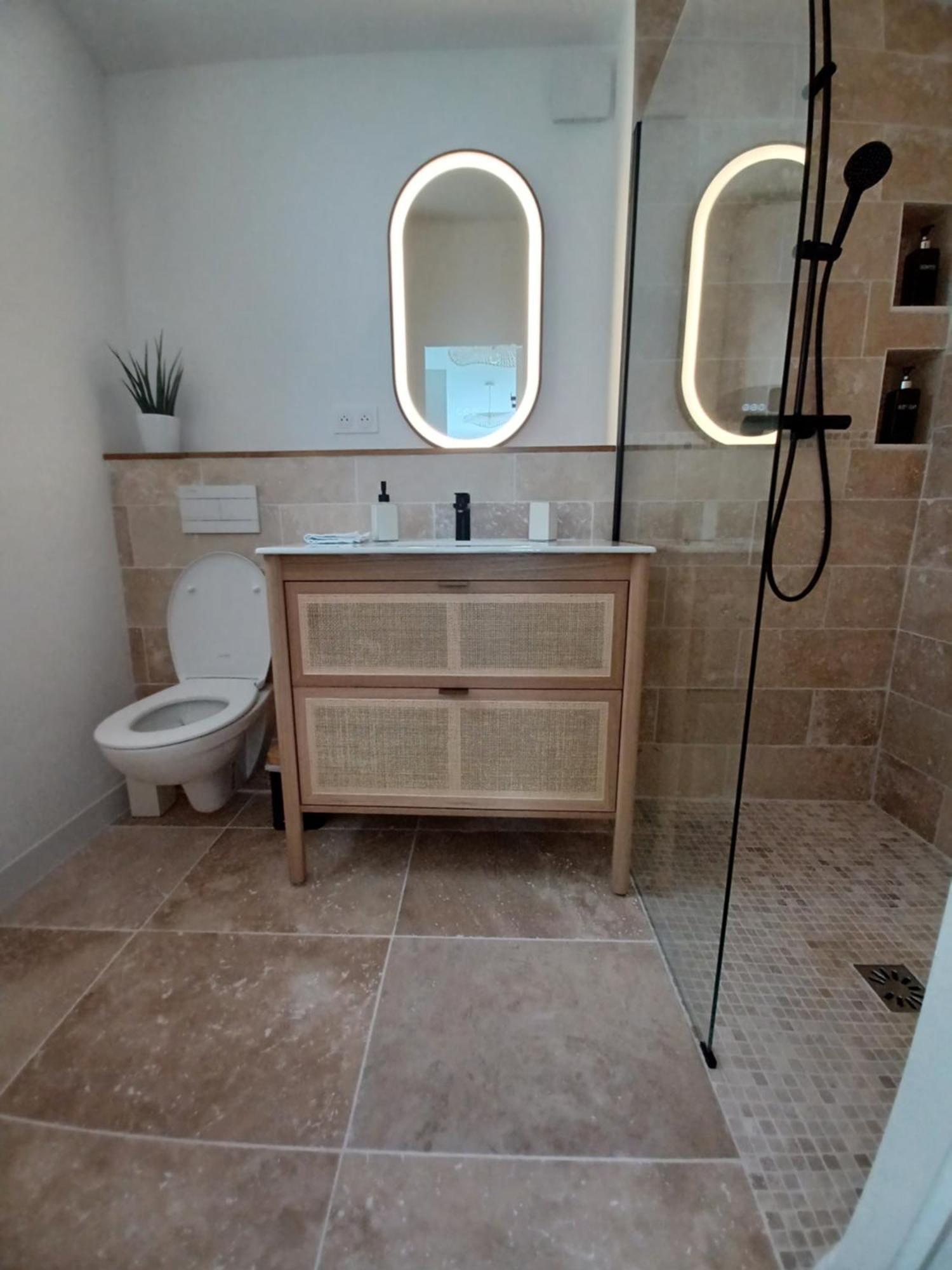 Great Room 29 Merignac  Luaran gambar