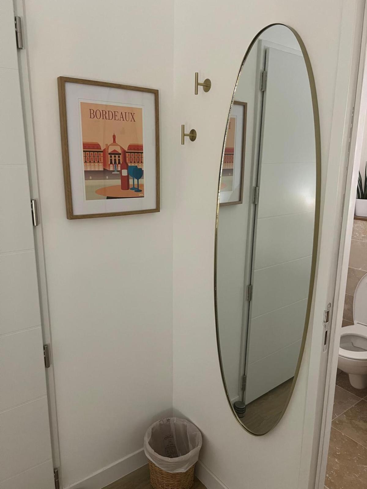 Great Room 29 Merignac  Luaran gambar